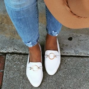 🆕️//Fall Essentials// off White loafer Flats